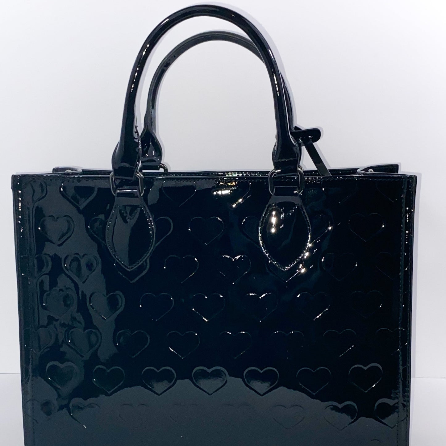 Heart Tote- Patent Black