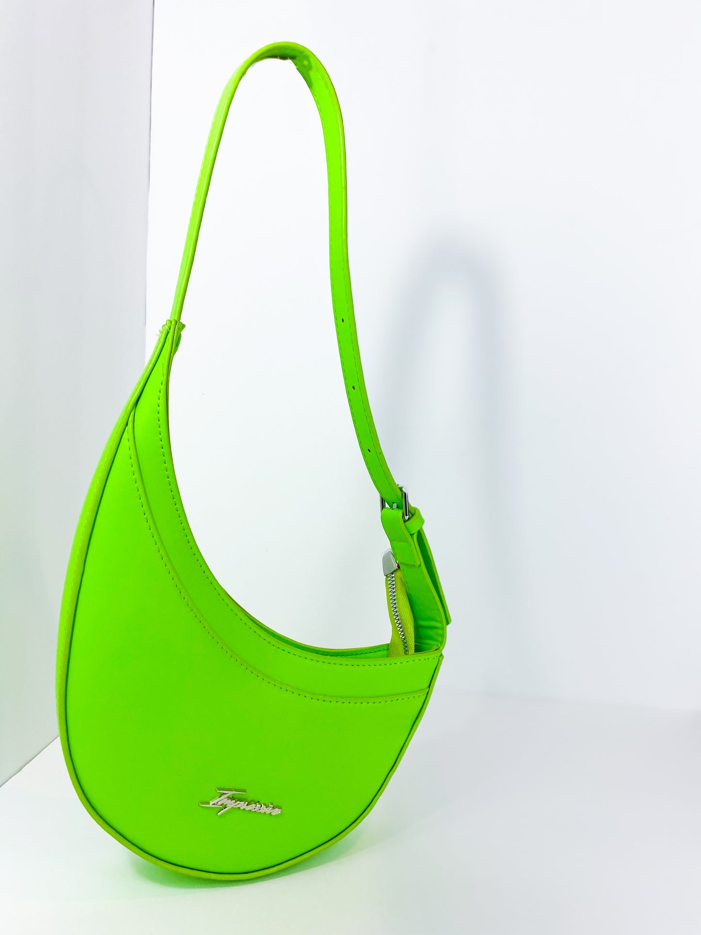 The Impressive Curved Bag