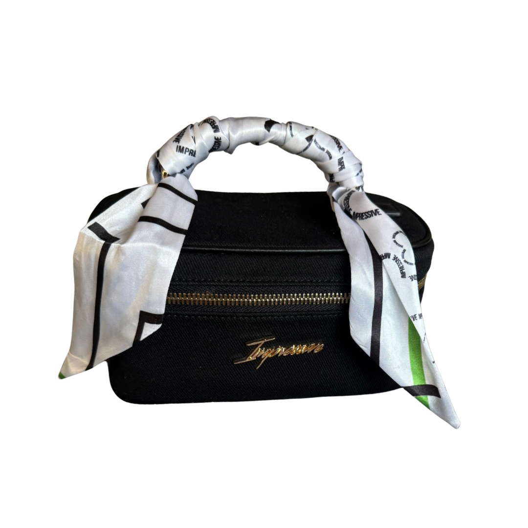Reversible Signature Scarf